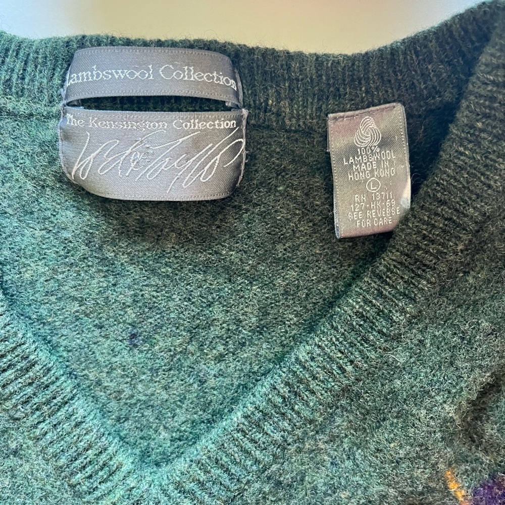 Lord & Taylor The Kensington Collection Lambswool Green Argyle V-Neck Sweater L - Picture 11 of 13